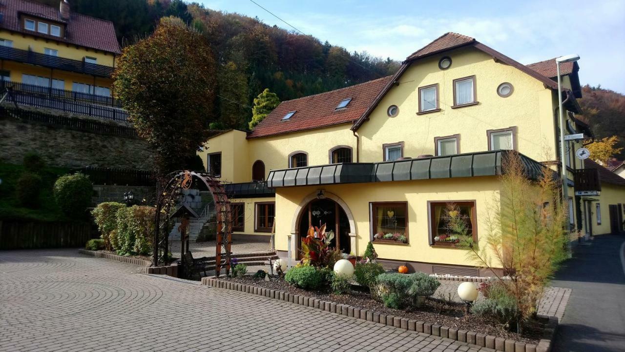 Gasthof Hotel Schwarzes Ross Bad Berneck im Fichtelgebirge Exterior foto